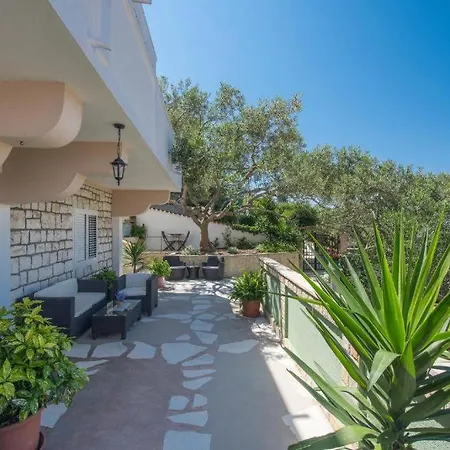 Relaxing Beach Holiday House Hvar Town Extérieur photo